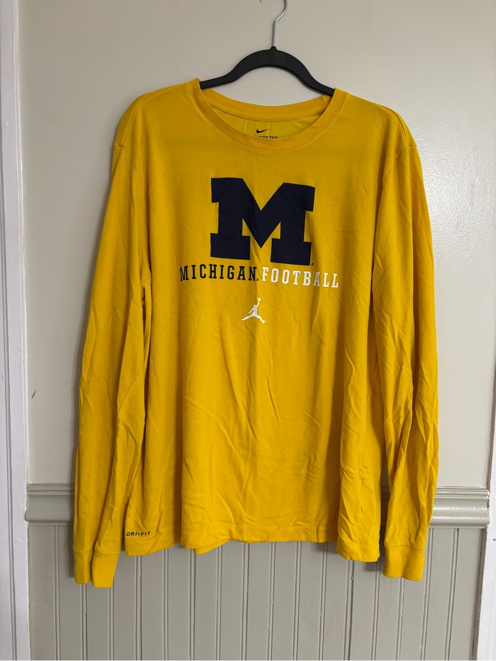 Nike Men’s Long-Sleeve Michigan Football Tee - Yellow & Navy